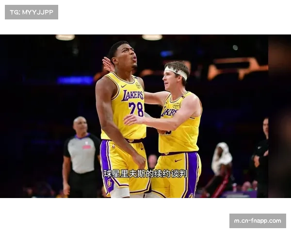 火箭有意以伊森和首轮选秀权交换里夫斯